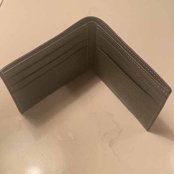 New Coach Men’s Wallet Army Green and Key Lime Color - Picture 2 of 4